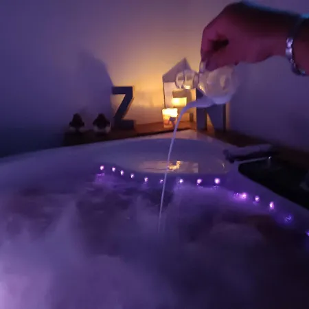 aromathérapie et spa en vallée heureuse à Sorède Extérieur photo